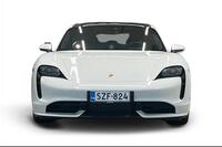 Porsche Taycan vaihtoauto