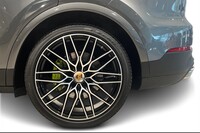 Porsche Cayenne vaihtoauto