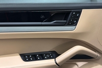 Porsche Cayenne vaihtoauto