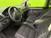 Volkswagen Touran vaihtoauto