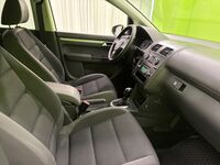 Volkswagen Touran vaihtoauto