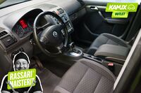 Volkswagen Touran vaihtoauto