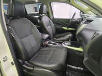 Nissan Navara vaihtoauto