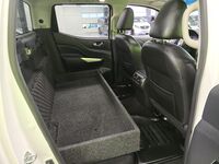 Nissan Navara vaihtoauto