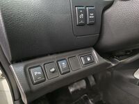 Nissan Navara vaihtoauto