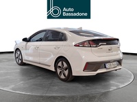 Hyundai IONIQ hybrid vaihtoauto
