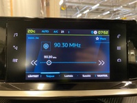 Peugeot e-2008 vaihtoauto