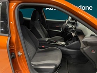 Peugeot e-2008 vaihtoauto