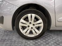 Peugeot 5008 vaihtoauto