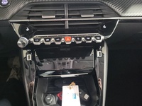 Peugeot e-208 vaihtoauto