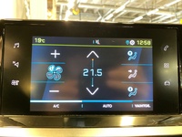 Peugeot e-2008 vaihtoauto