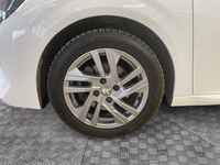 Peugeot 208 vaihtoauto