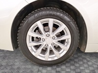 Suzuki Swace vaihtoauto