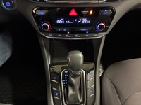 Hyundai IONIQ hybrid vaihtoauto