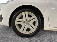 Peugeot 208 vaihtoauto