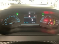 Peugeot e-2008 vaihtoauto