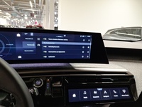 Peugeot E-5008 vaihtoauto