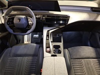 Peugeot E-5008 vaihtoauto