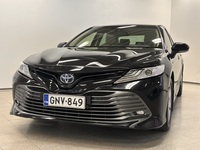 Toyota Camry vaihtoauto