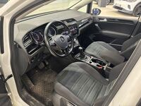 Volkswagen Touran vaihtoauto