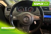 Volkswagen Jetta vaihtoauto