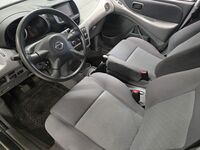 Nissan Almera Tino vaihtoauto
