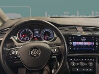 Volkswagen Touran vaihtoauto