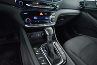 Hyundai IONIQ hybrid vaihtoauto