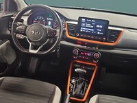 Kia Stonic vaihtoauto