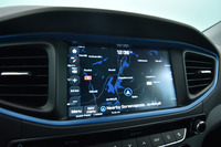 Hyundai IONIQ hybrid vaihtoauto