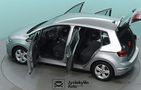 Volkswagen Golf Sportsvan vaihtoauto