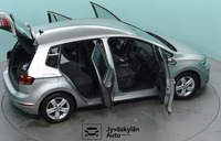 Volkswagen Golf Sportsvan vaihtoauto