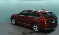 Audi Q7 vaihtoauto