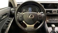 Lexus IS vaihtoauto