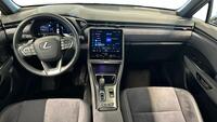 Lexus LBX vaihtoauto