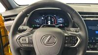 Lexus LBX vaihtoauto
