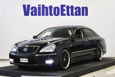 Toyota Crown vaihtoauto
