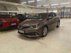 Toyota Auris vaihtoauto