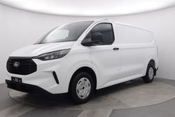 heti ajoon Ford Transit Custom