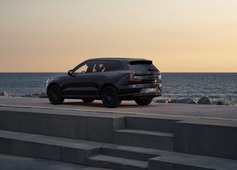 vaihtoauto Volvo EX90