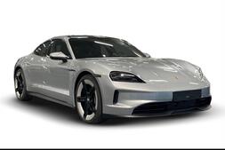 vaihtoauto Porsche Taycan