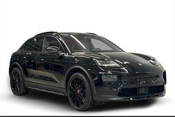 vaihtoauto Porsche Macan