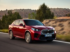 uusi BMW iX2