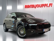 Porsche Cayenne vaihtoauto