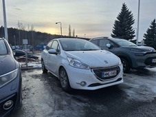 Peugeot 208 vaihtoauto