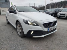 Volvo V40 Cross Country vaihtoauto