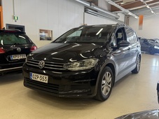 Volkswagen Touran vaihtoauto