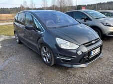 Ford S-MAX vaihtoauto