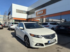 Honda Accord vaihtoauto