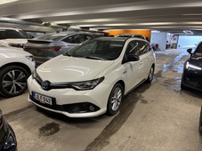 Toyota Auris vaihtoauto
